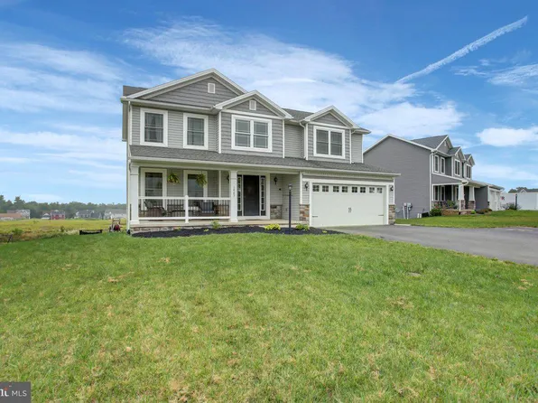 1403 Southwood Dr, Shippensburg, PA 17257