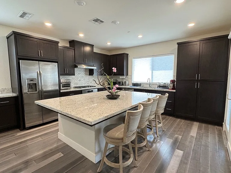 321 Paradiso Ct — Photo 4