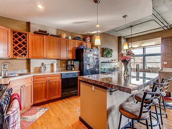3rd image of 1860 N Washington St APT 410