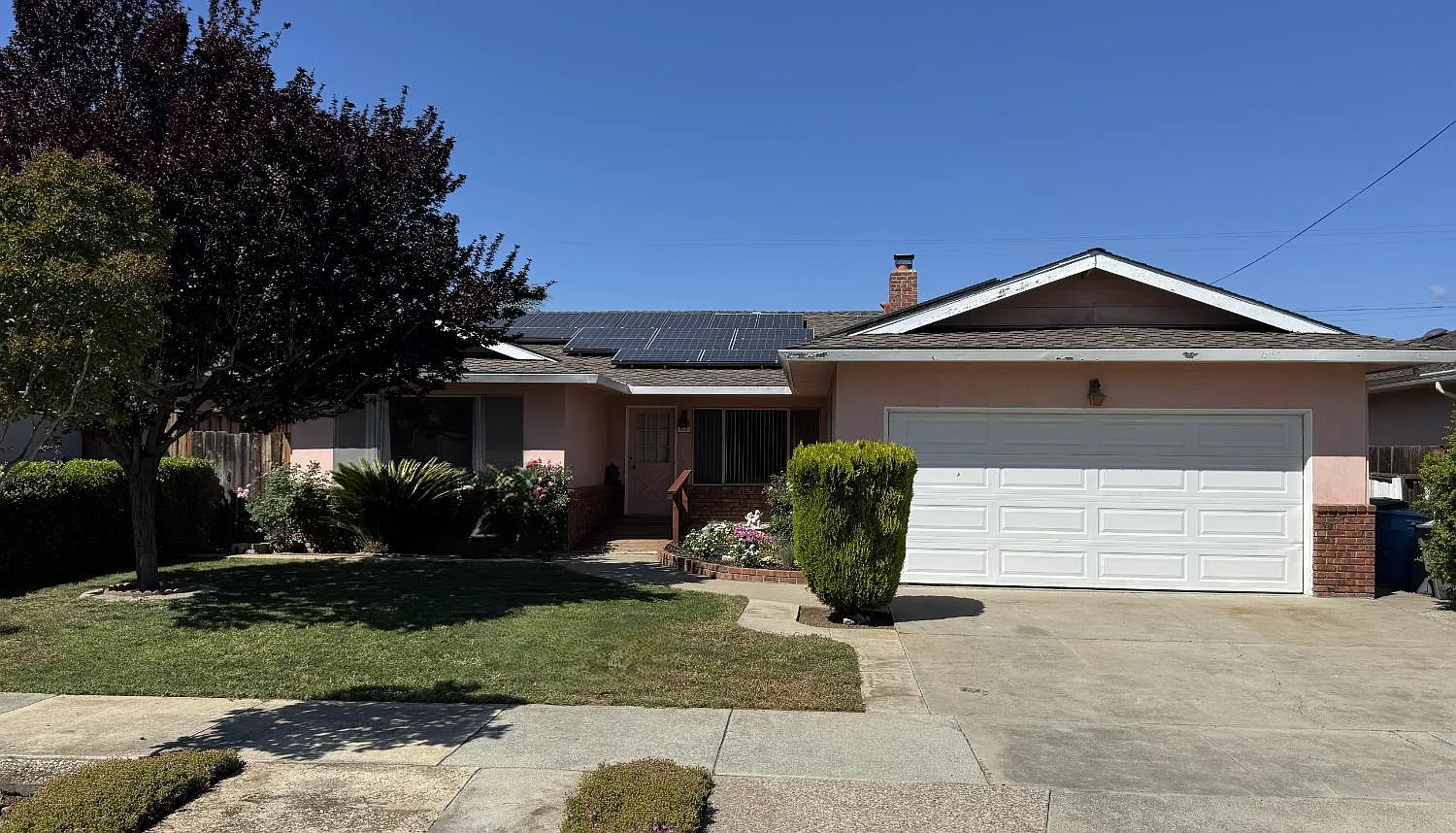 777 Lawrence Dr photo 1