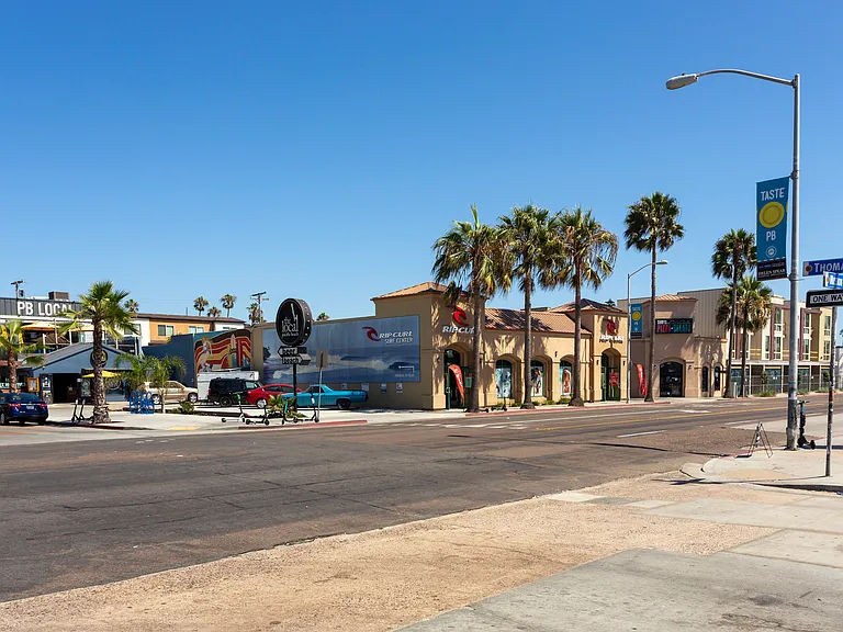 Ocean Palms Apartments — Photo 26