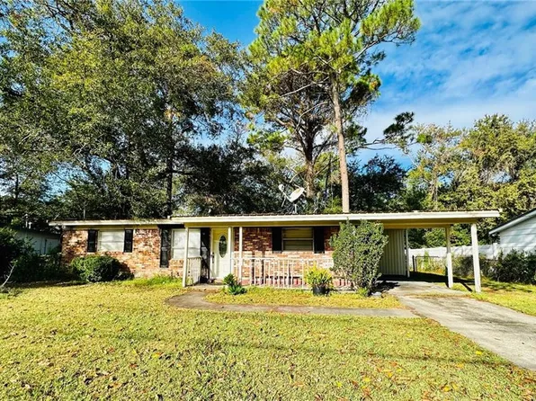 533 Carteret Rd, Brunswick, GA 31525