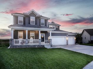 1609 NW 54th Ct, Lincoln, NE 68528
