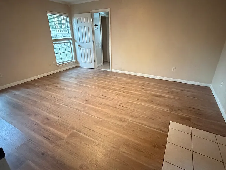 904 Oakmont Dr — Photo 20