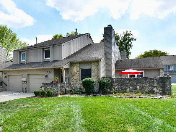 580 Conner Creek Dr, Fishers, IN 46038