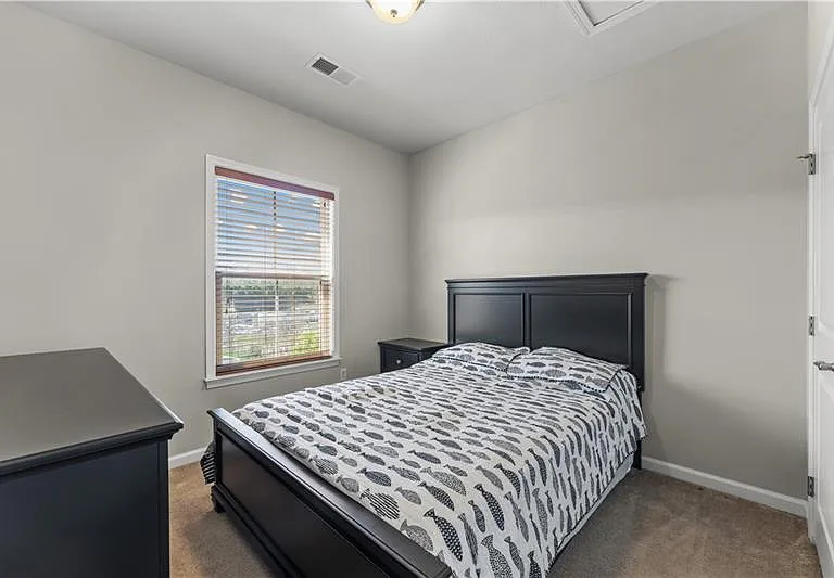 410A Fairmont Dr — Photo 27