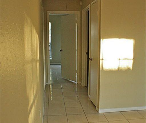 3rd image of 1343 Oakengates Dr