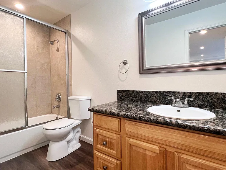 6452 Orange Ave #17 — Photo 10