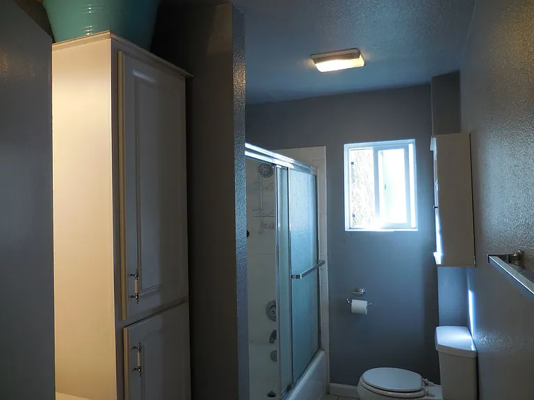 301 Santa Clara Ave — Photo 8