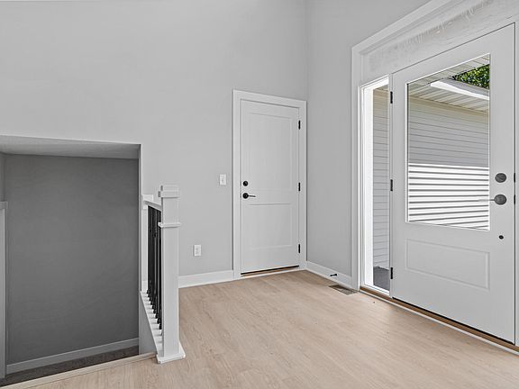 4th image of 4784 261st St