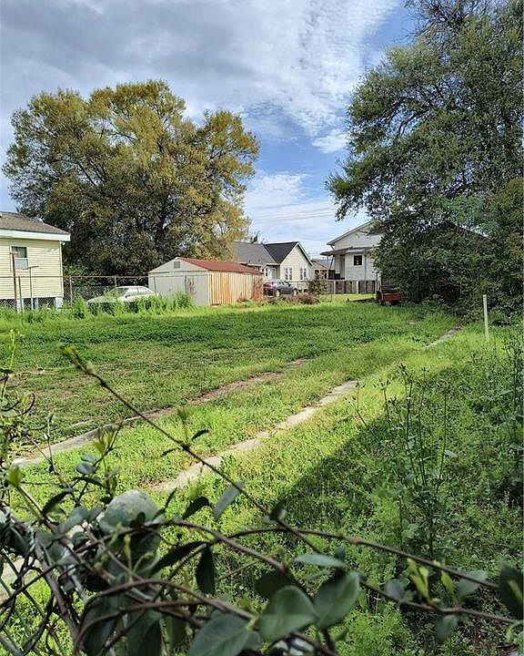 1st image of 5151 Lafaye St