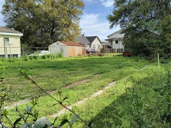 5151 Lafaye St, New Orleans, LA 70122