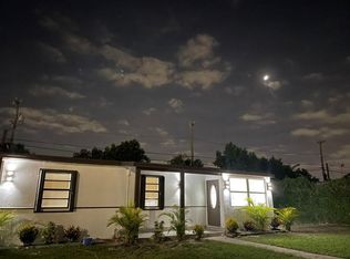 11240 SW 40th Ter, Miami, FL 33165