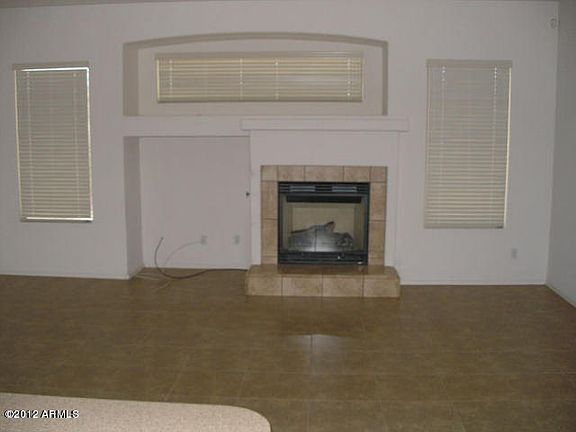 5th image of 18038 W Mauna Loa Ln