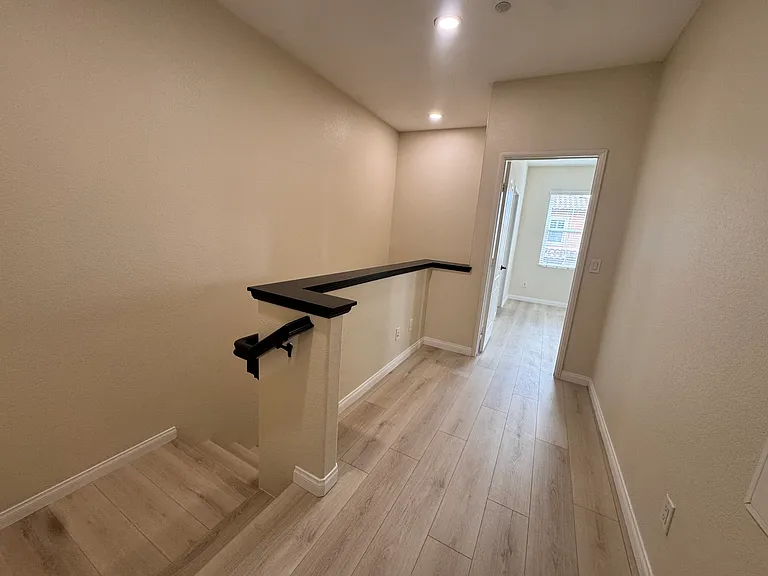 17011 Calle Trevino #6 — Photo 9