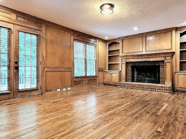 11165 Wilshire Chase Dr — Photo 10