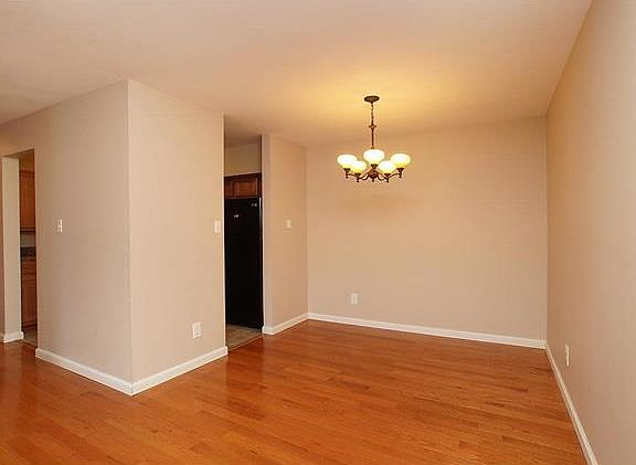 3rd image of 14502 Cazado Dr APT A