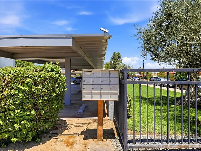 44441 San Rafael Avenue — Photo 35