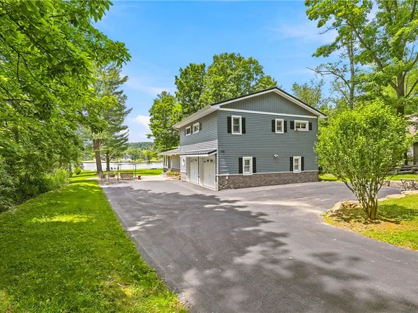 255 Hickory Rd, Friedens, PA 15541