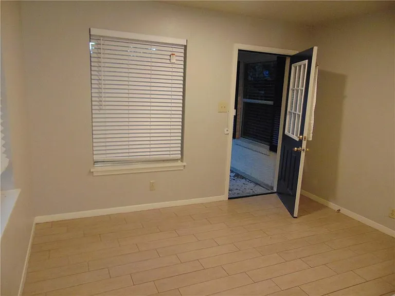 3904 Bailey Ln #B — Photo 5