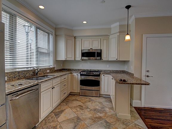 2nd image of 244 Adams St #2A