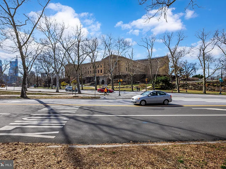 2751 Pennsylvania Ave #B103 — Photo 31