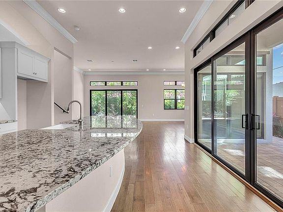 3rd image of 8352 Via Vittoria Way