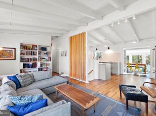 212 Robin Hood Ln, Aston, PA 19014