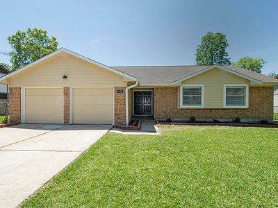 5320 Thornwood Cir, Dickinson, TX, 77539