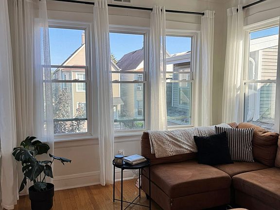 2nd image of 2950 N Allen Ave Unit 2