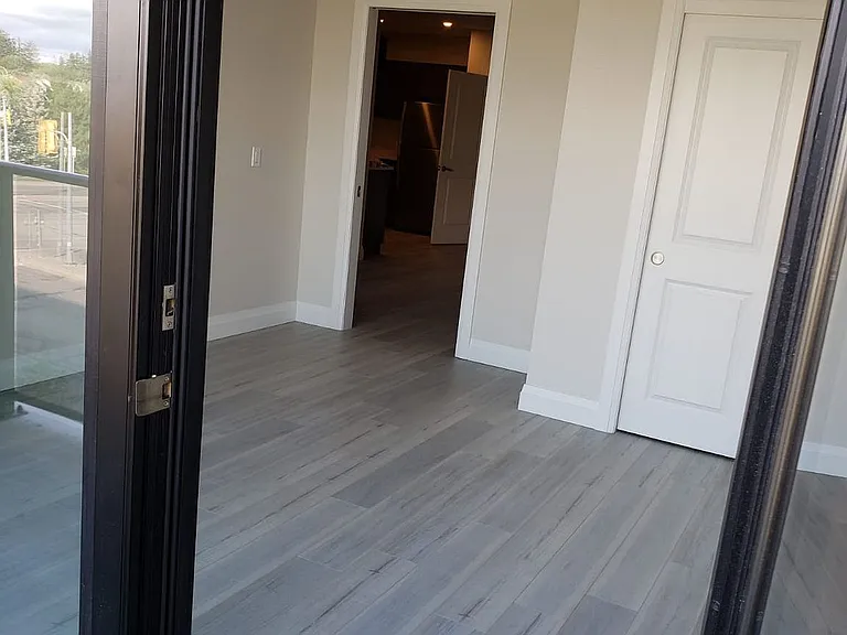 5 Wake Robin Dr #313 — Photo 2