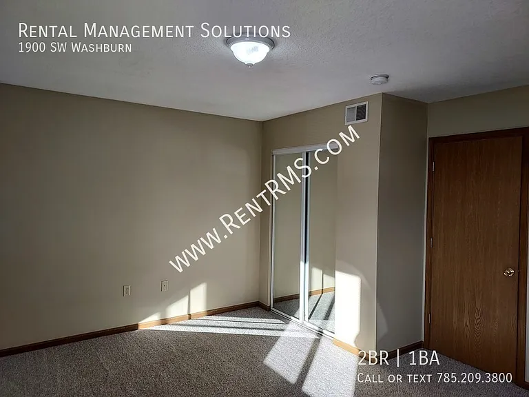 1900 SW Washburn Ave — Photo 17