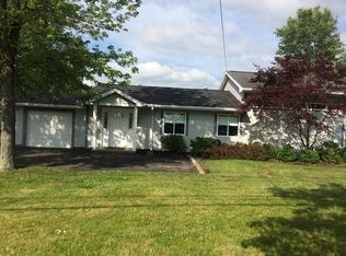 143 Robinhood Dr, Cranberry Township, PA 16066