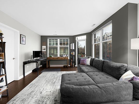 5th image of 125 N Euclid Ave APT 201