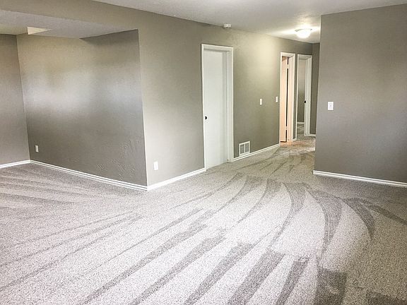 5th image of 1377 Austin Ave