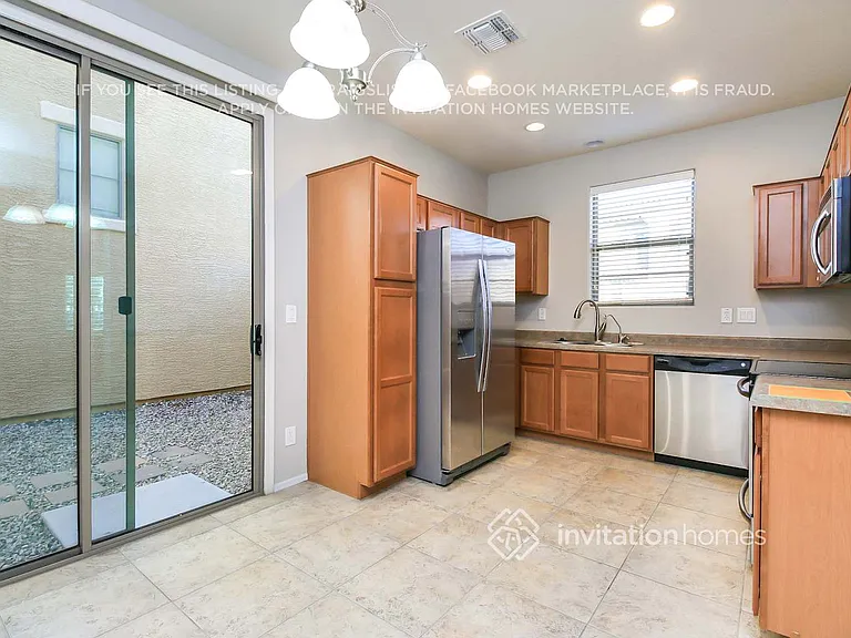 451 S Hawes Rd #76 — Photo 5