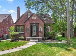 22721 Gregory St, Dearborn, MI 48124