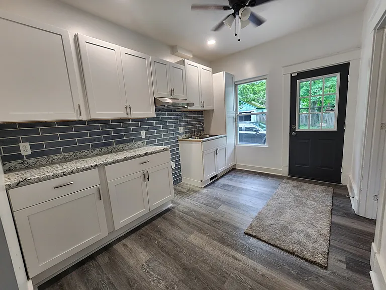 232 Fairgreen Ave #232 — Photo 2
