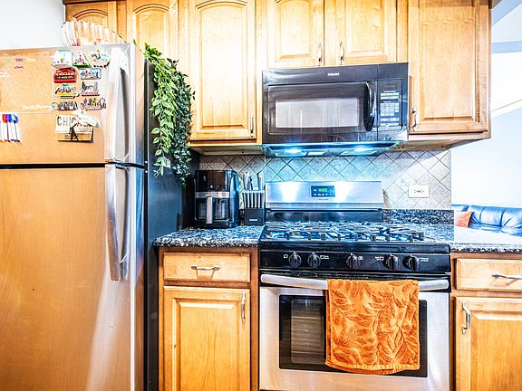 5th image of 4931 N East River Rd Unit 3A