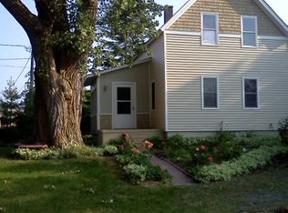 9 Hall St, Chazy, NY 12921