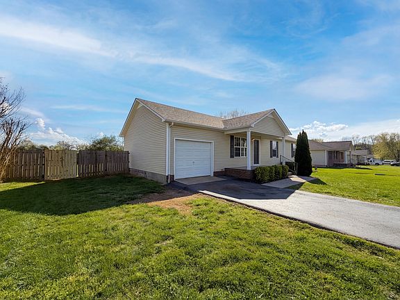 2nd image of 2310 Forrest Fields Dr