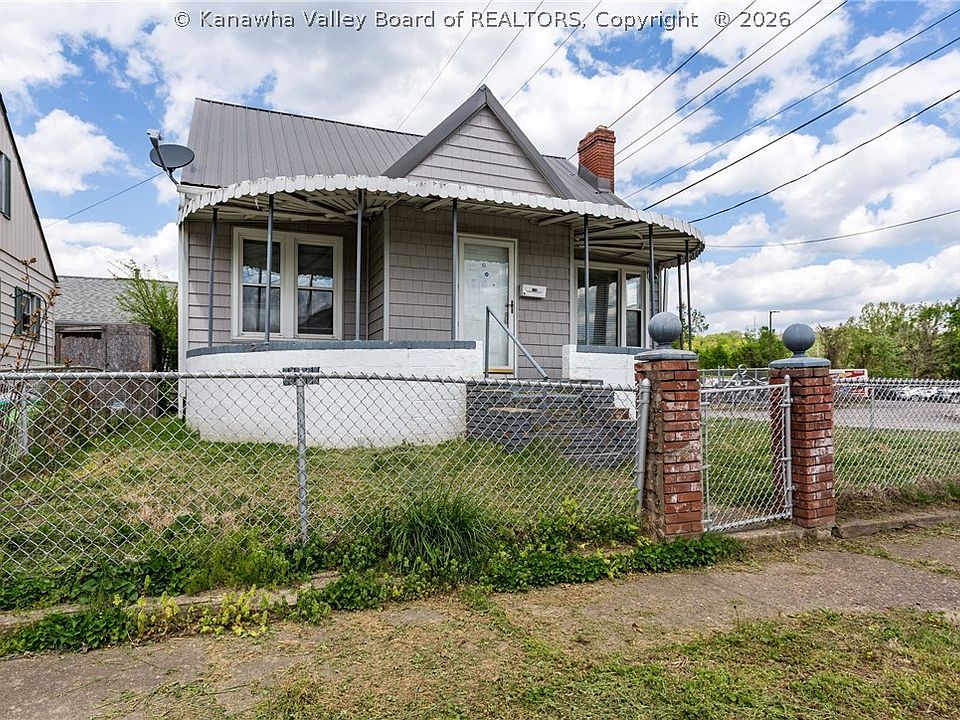 1st image of 239 10th Ave