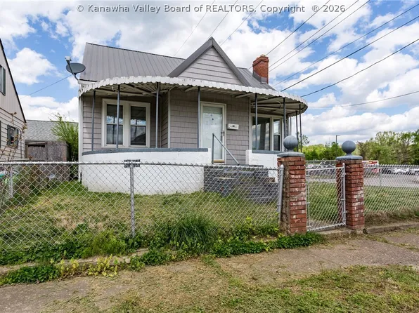 239 10th Ave, South Charleston, WV 25303