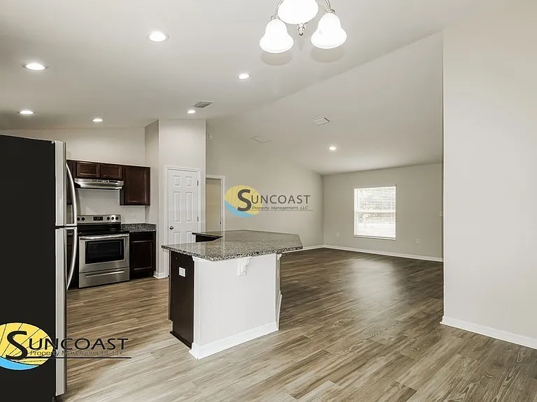 7893 N Jamaica Dr — Photo 5