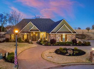 2107 Winding Run Ln, Longview, TX 75605