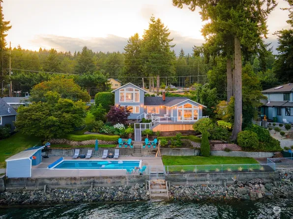 6570 Chico Way NW, Bremerton, WA 98312
