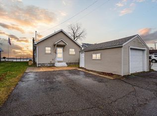 286 Ackerson Lake Dr, Jackson, MI