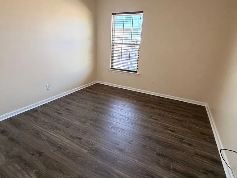 42 Kilverstone Way — Photo 19