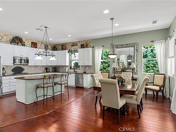 4th image of 1574 Summerlin Ct