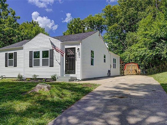 4th image of 4005 Riverview Ave
